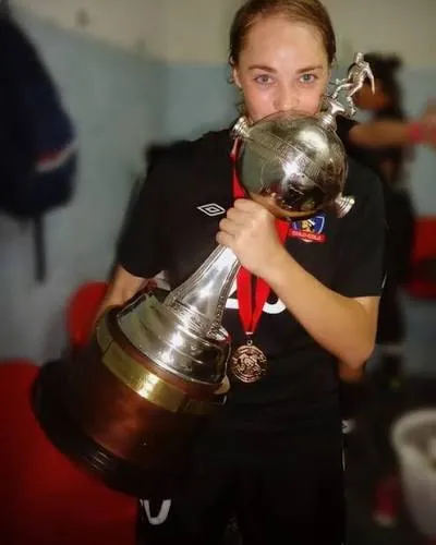 Estefanía Banini está cerca de volver a Colo Colo.