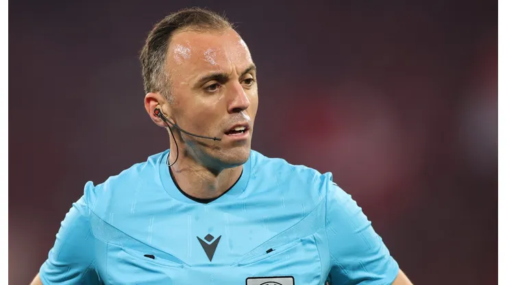 Joao Pinheiro es el árbitro principal del partido entre Argentina y Suiza.
