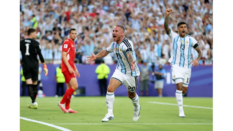 Argentina abre el marcador ante Suiza.