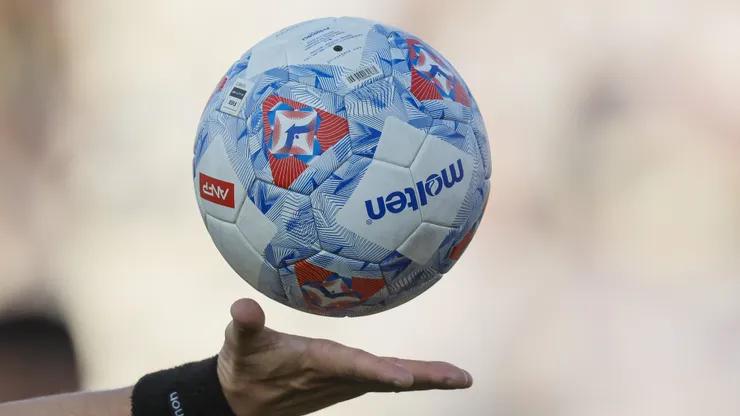 El fútbol chileno se toma la agenda de este domingo 12 de julio. (Foto: Andrés Piña/Photosport)