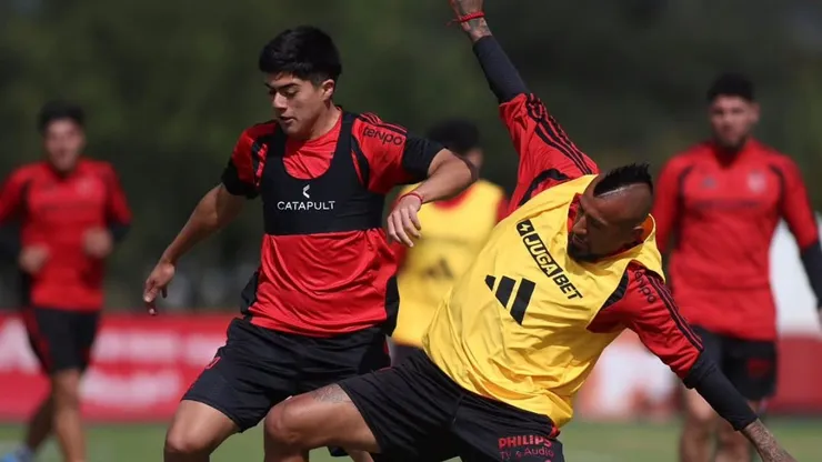 Este lunes comenzó la intertemporada de Colo Colo en Colombia. (Foto: @colocolooficial)