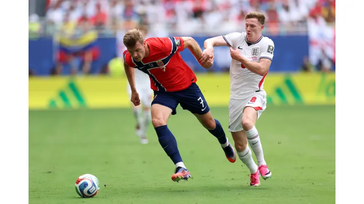 Pareja de jugador noruego denuncia amenazas por la eliminación ante Inglaterra.