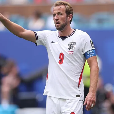 Kane pone paños fríos a la polémica en Inglaterra entre Bellingham y Tuchel
