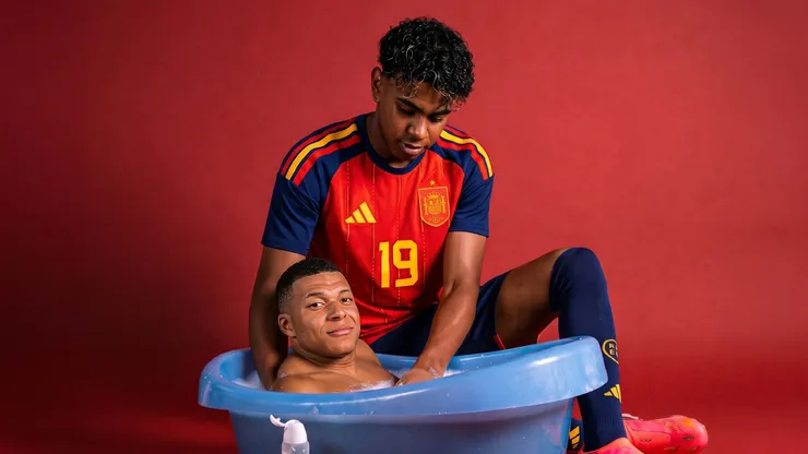 Los españoles vencieron a Francia y se desató una ola de memes en redes.