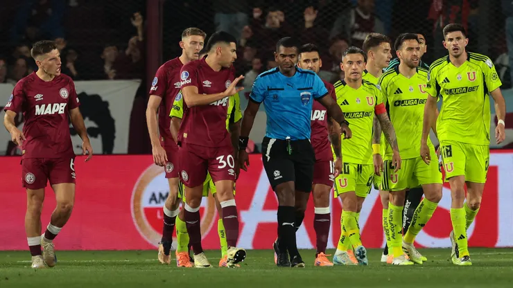 Universidad de Chile tuvo una dura caída contra Lanús en Argentina.