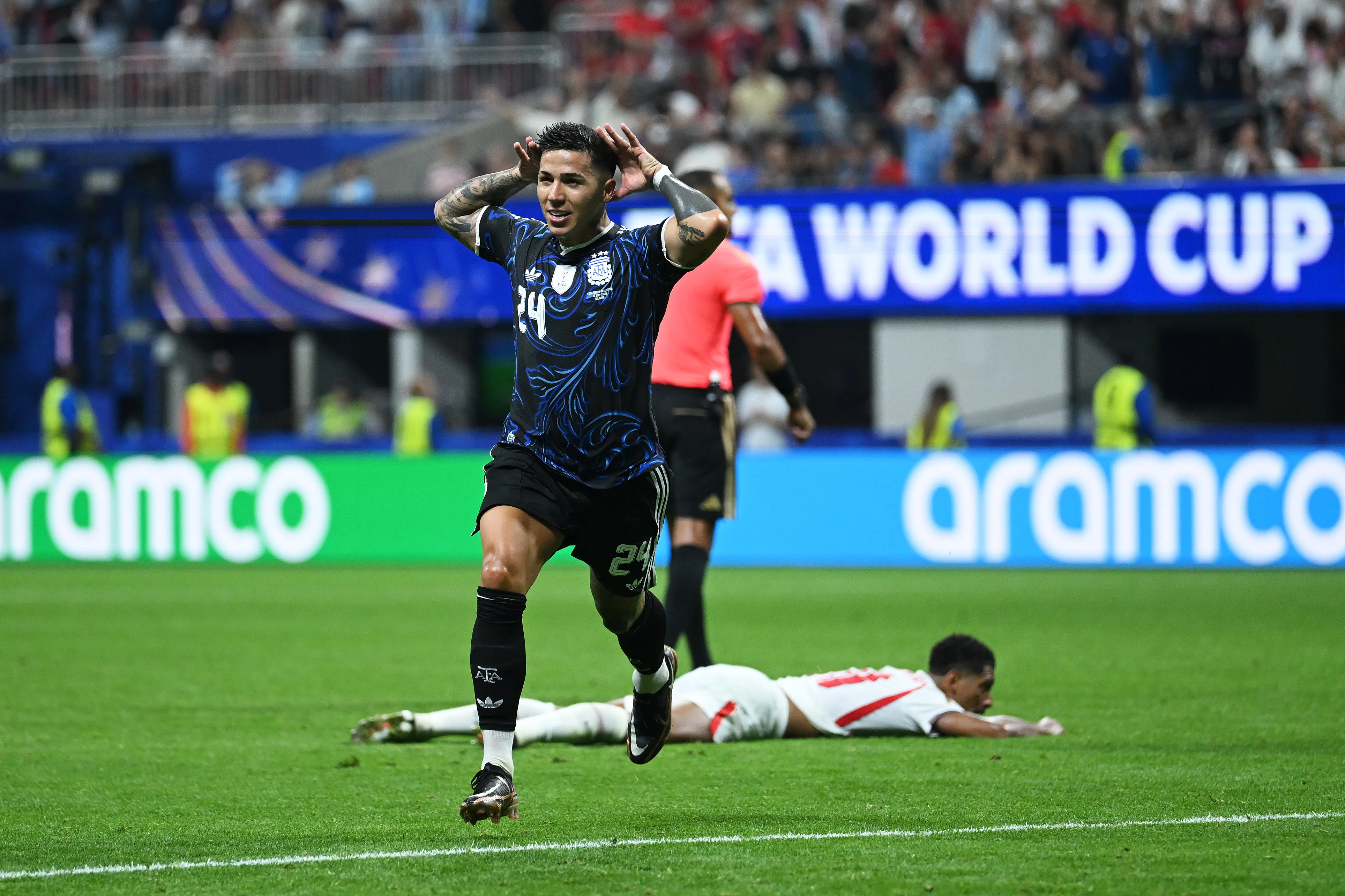 Enzo Fernández empató el partido para Argentina.