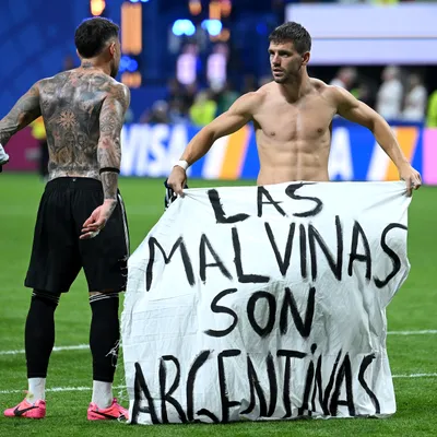 Hasta la pérdida del partido: Lo que enfrenta Argentina por bandera exhibida por sus jugadores