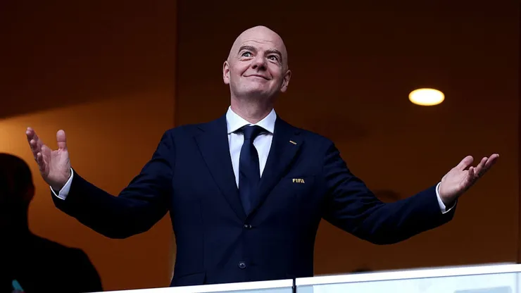 Infantino y un nuevo premio pal campeón del mundo.