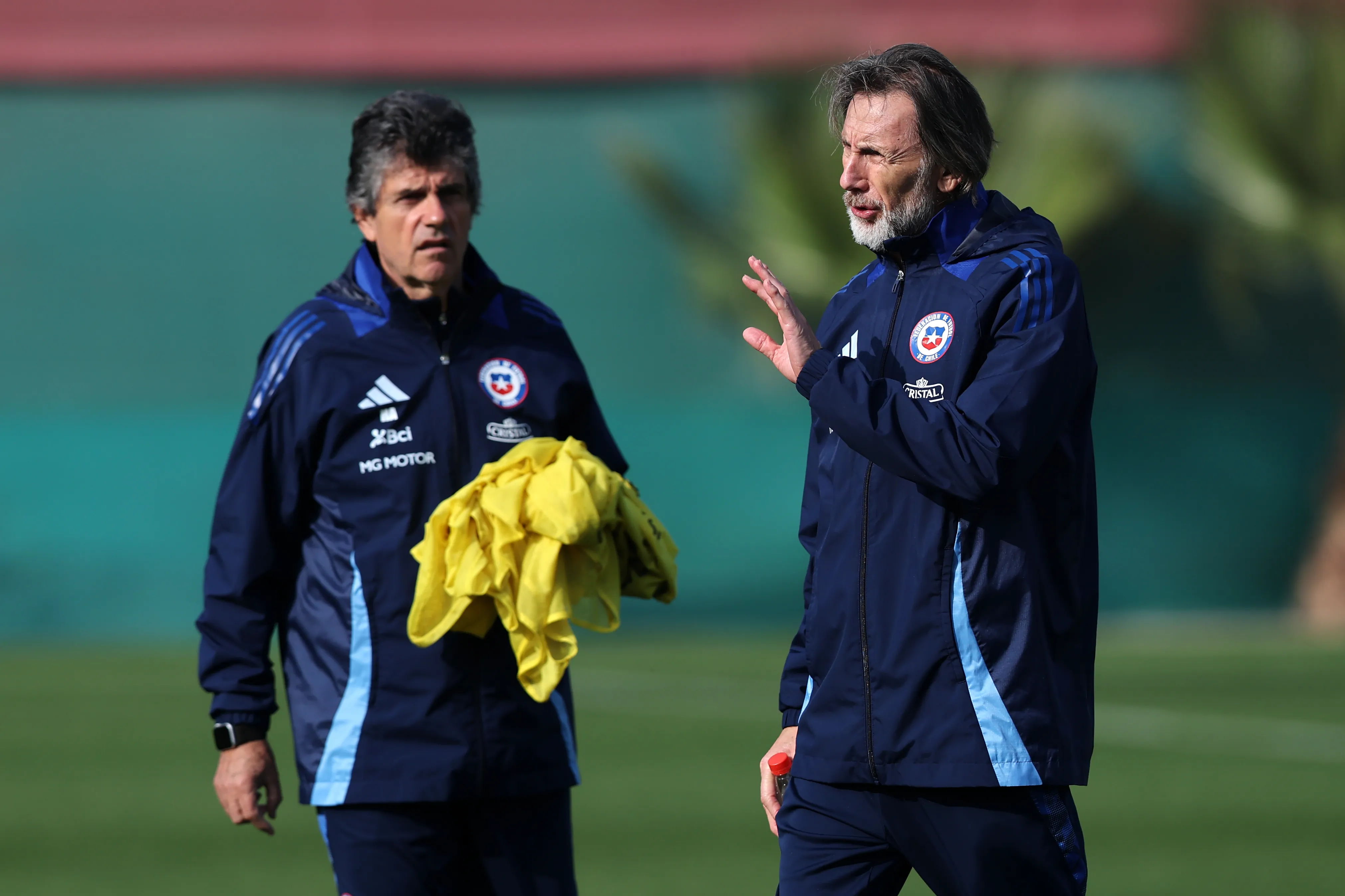 Ricardo Gareca tira frases para la galera para quedar bien con peruanos y argentinos.