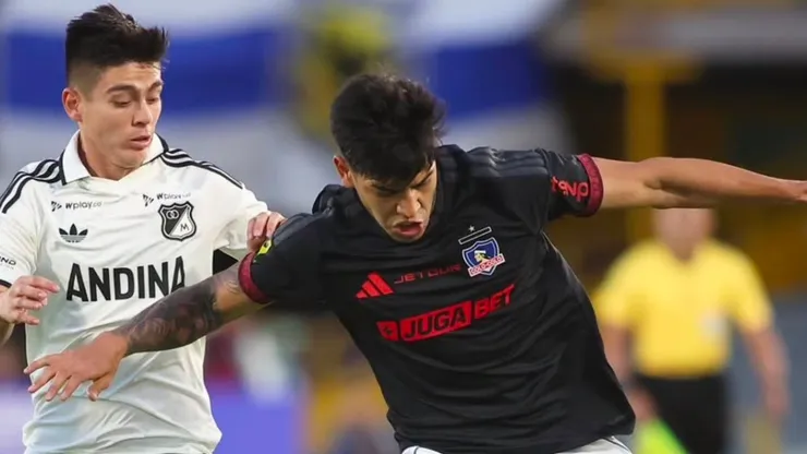 Colo Colo estrenó nueva combinación en su visita a Millonarios. (Foto: @colocolooficial)