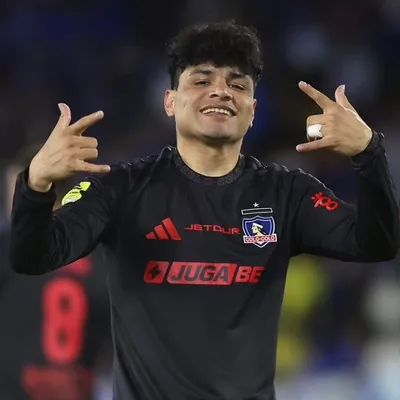 Colo Colo vence a Millonarios con sorpresiva actuación de Claudio Aquino