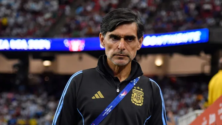 'Ratón' Ayala agredió a Dani Olmo.