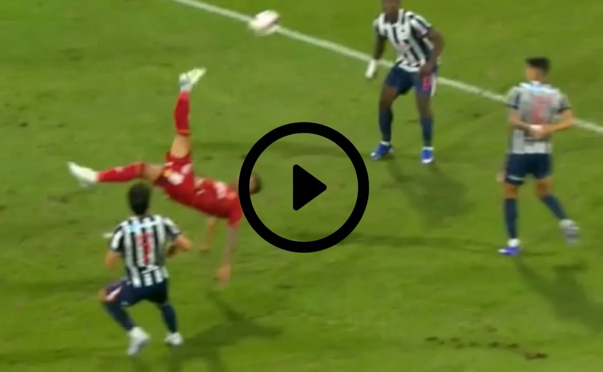 VIDEO | Ex Universidad de Chile se luce con tremendo golazo en Perú y da la vuelta al mundo
