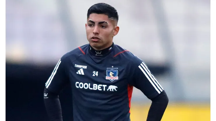 En Colo Colo no pierden la fe por repatriar al futbolista de 21 años.