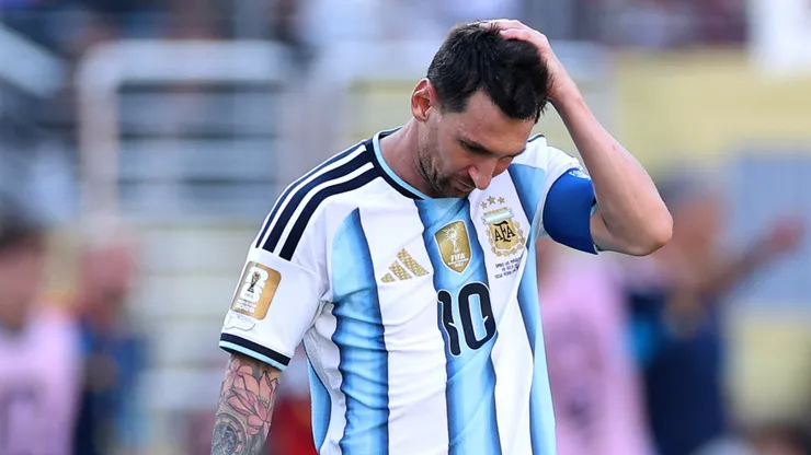 Exarquero de Inglaterra dispara contra Argentina y Messi: "Uno de los países más..."
