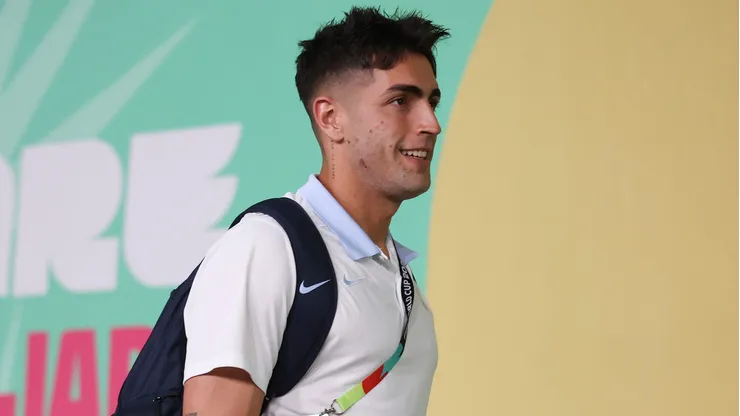 Santiago Mele se aleja de Colo Colo. (Foto: Getty Images)