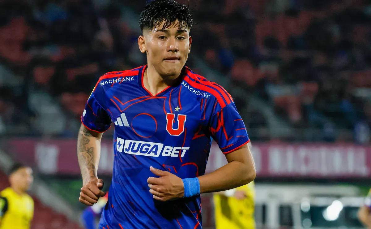 Universidad de Chile confirma grave lesión: Jugador estará fuera de las canchas entre 4-6 meses