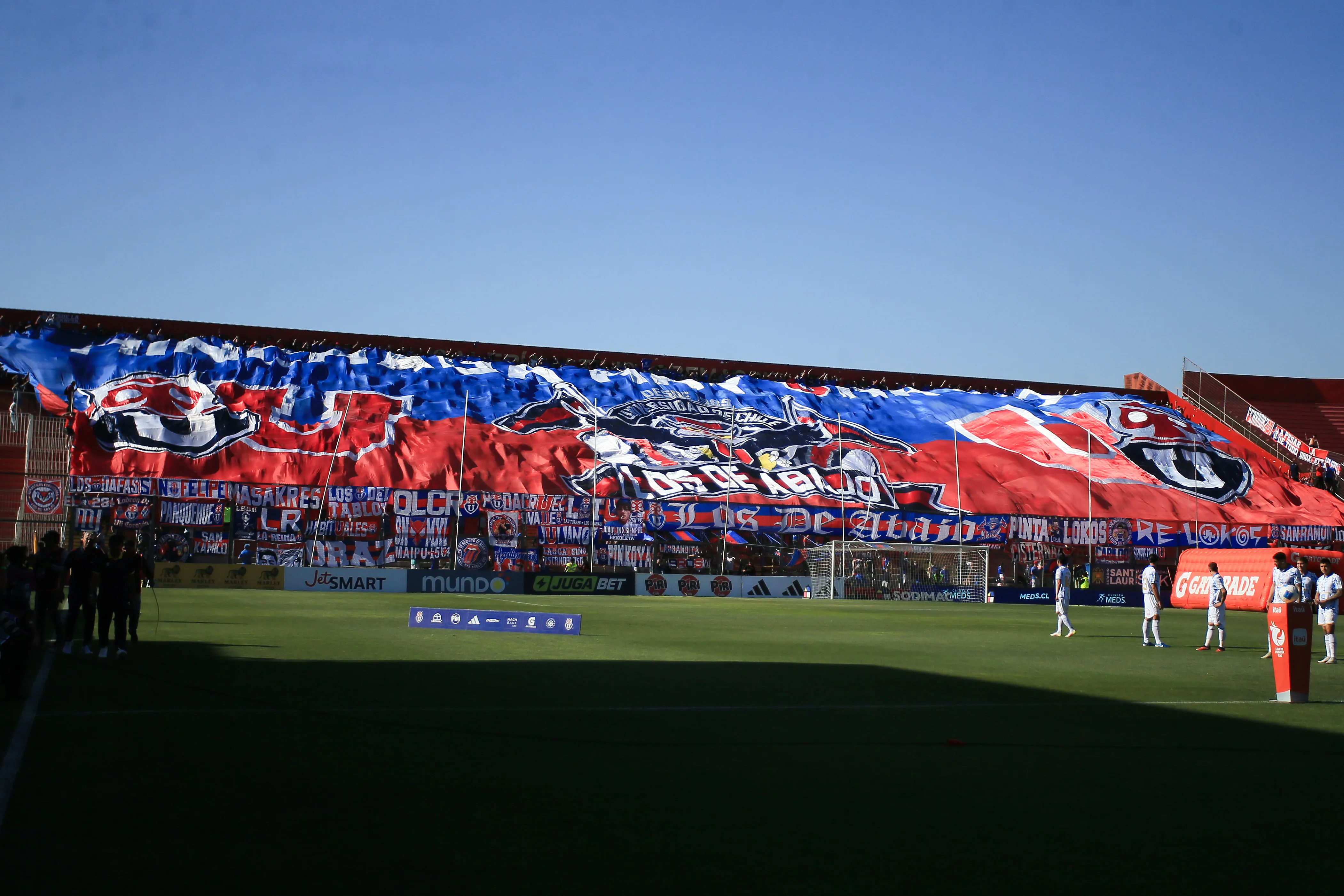 Todo indica que Universidad de Chile vuelve al Estadio Santa Laura. (Imagen: Photosport)