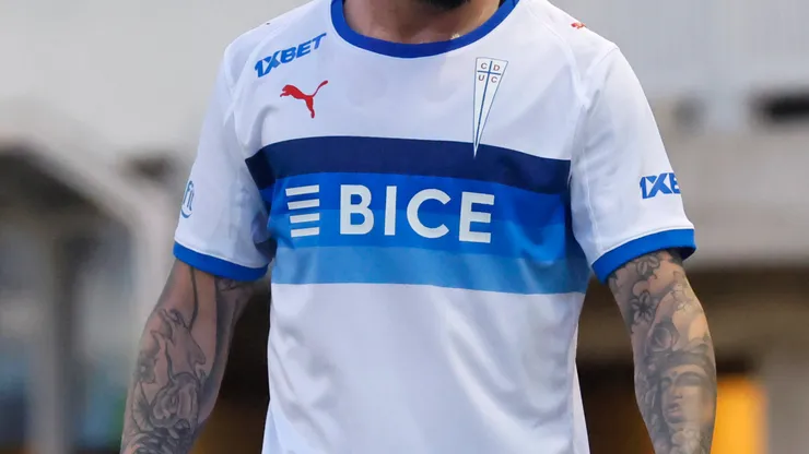 Universidad Católica recibió un ofrecimiento: una promesa de la Selección Chilena.