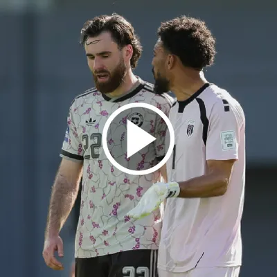 VIDEO: Así fue la paupérrima actuación de Vozinha ante la Selección Chilena