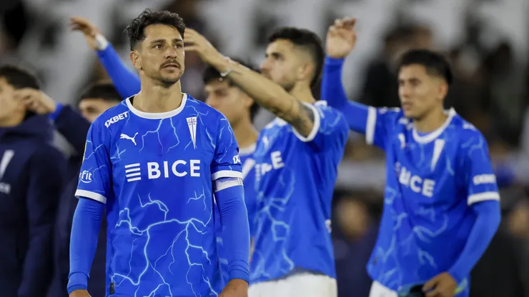 Fernando Zampedri le da el empate a la UC ante La Serena. (Foto: Andrés Piña/Photosport)