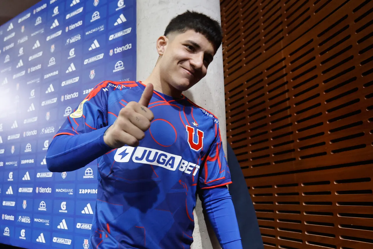 Gonzalo Reyna es hasta ahora el único refuerzo azul para el segundo semestre (Photosport).