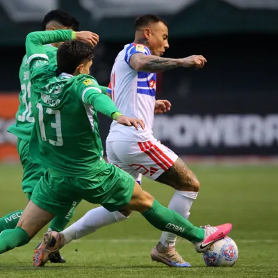 Maxi Guerrero: "Eduardo Vargas nos ayuda mucho"