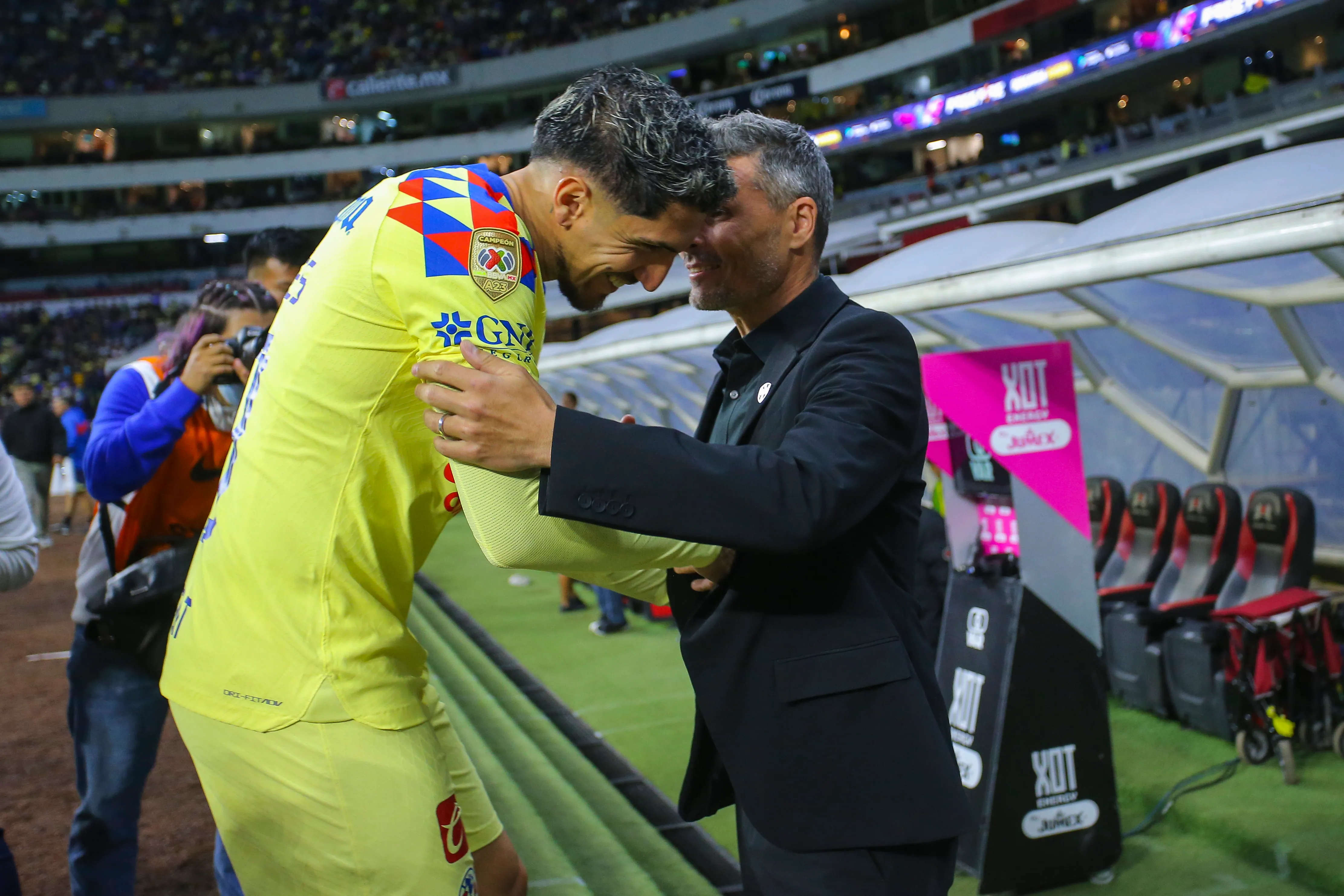 Ortiz se podría volver a ver con Valdés | Foto: Getty Images