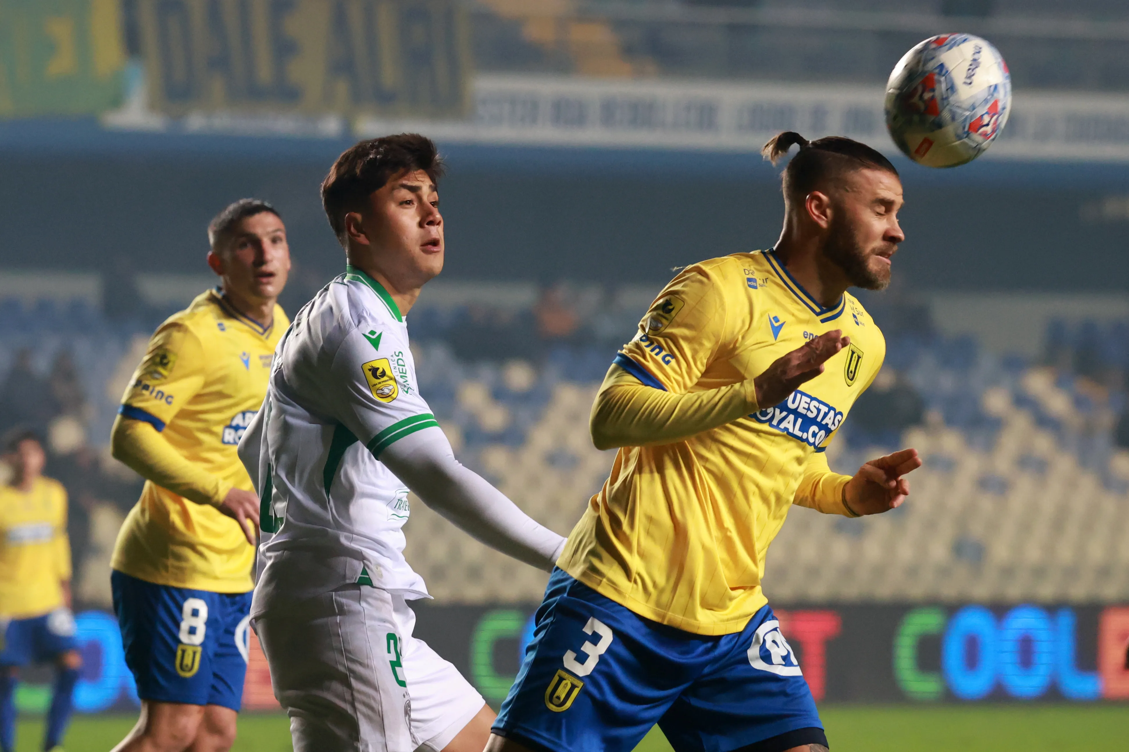 Damiámn Pizarro hizo su estreno con Audax Italiano. (Foto: Eduardo Fortes/Photosport)