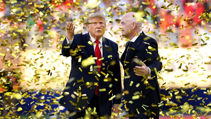 Infantino estaría desesperado buscando contactarse con Donald Trump.