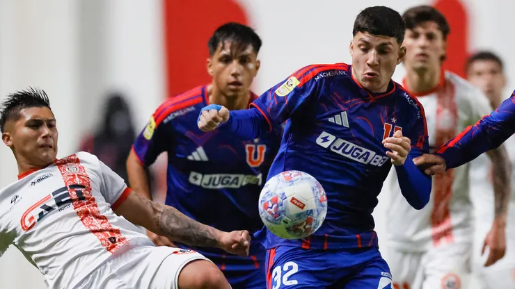 Gonzalo Reyna suma elogios en Universidad de Chile.