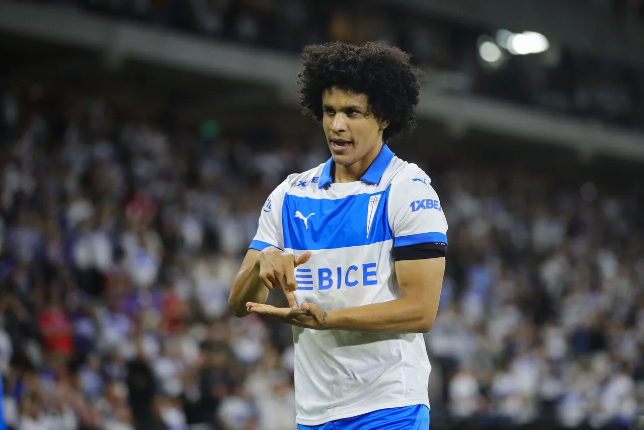 Bello seguirá en Colombia y no llegará a la UC | Foto: Photosport
