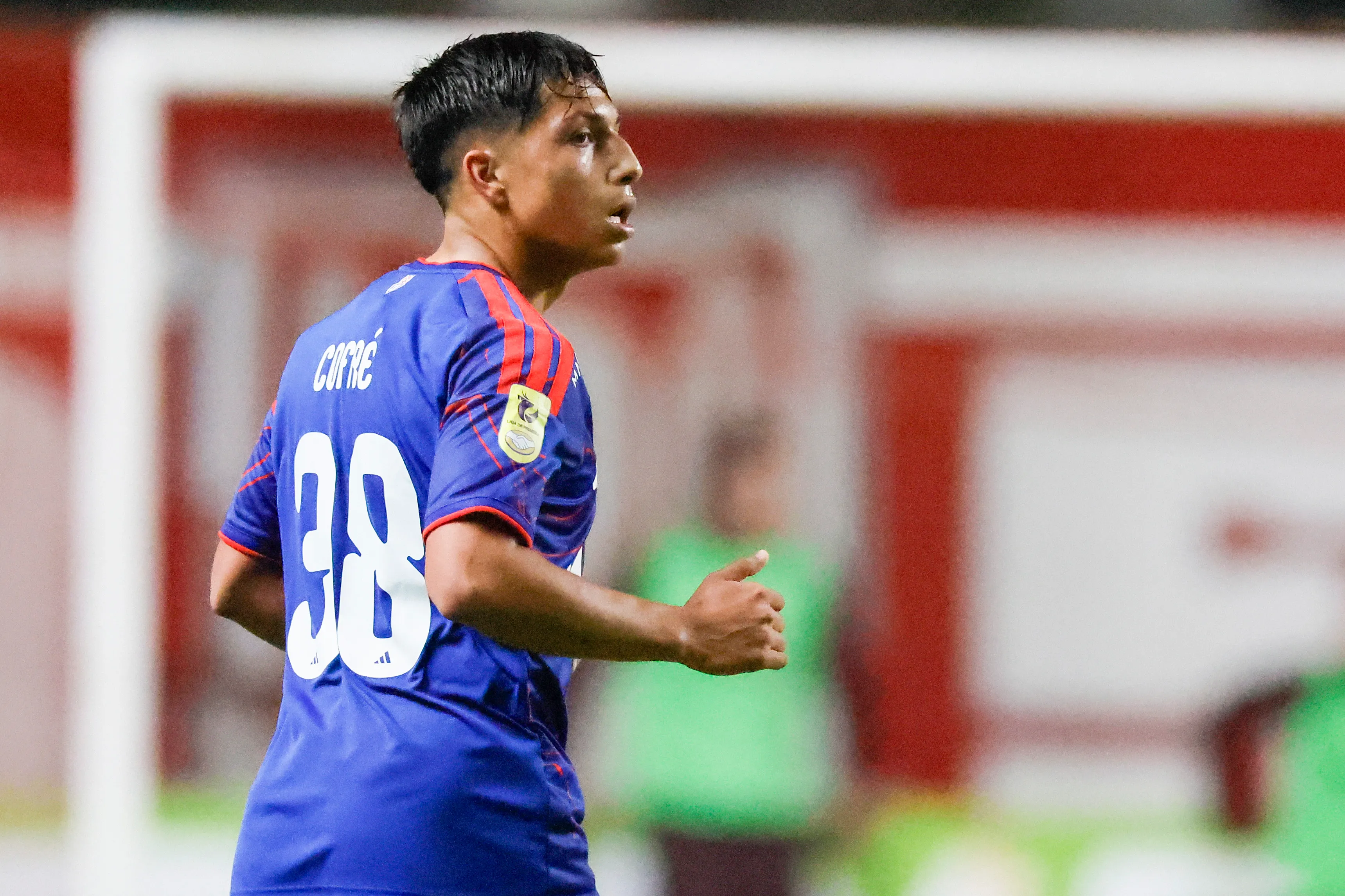 Diego Cofré alaba a Eduardo Vargas en Universidad de Chile. (Imagen: Photosport)