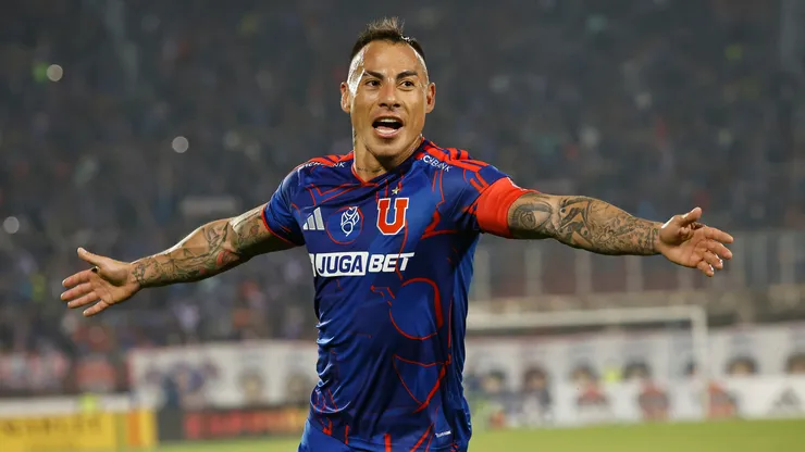 Eduardo Vargas es el referente de un juvenil de Universidad de Chile.