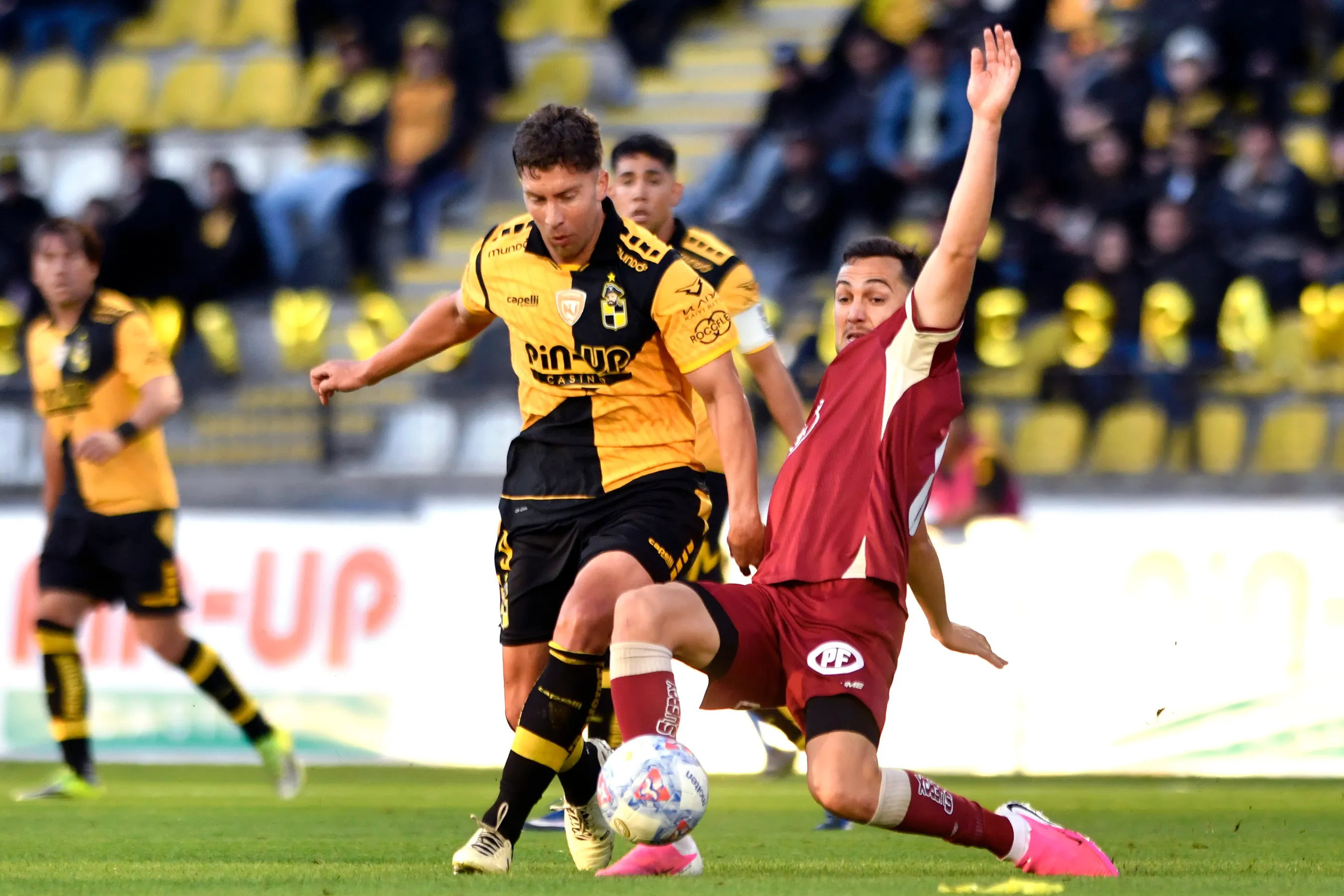 Coquimbo Unido y Deportes La Serena empataron 1-1 por la fecha 18 de la Liga de Primera. (Foto: Alejandro Pizarro Ubilla/Photosport)