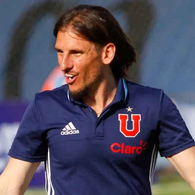 Icónico extranjero de U. de Chile lapida a Sebastián Beccacece