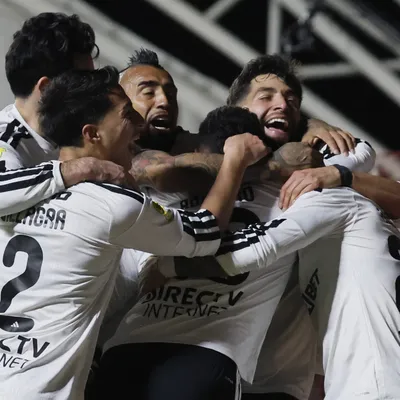 Colo Colo da vuelta el partido ante Unión La Calera y es más líder que nunca