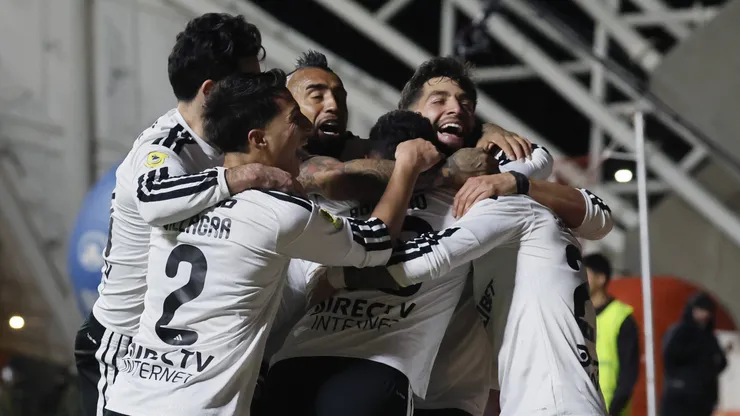 Colo Colo celebra otra remontada en La Calera. (Foto: Sebastián Cisternas/Photosport)