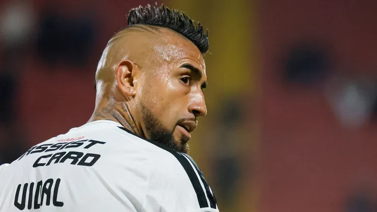 Arturo Vidal se manifestó contra el Estadio Nicolás Chahuán Nazar.