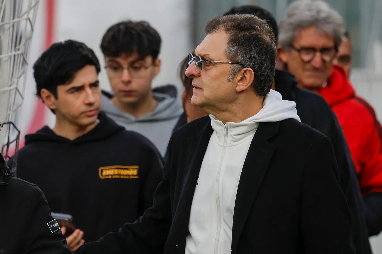 Un nuevo flanco de conflicto se le abre a Aníbal Mosa en Colo Colo (Photosport).