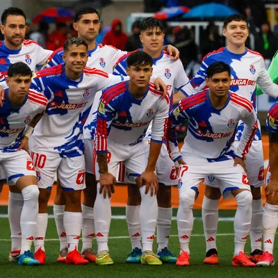 Leyenda de la U destruye a este jugador azul: “Es más pavo que…”