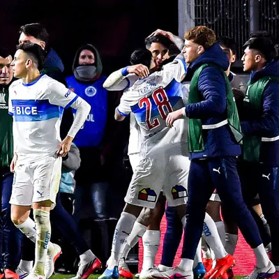Si la UC elimina a Estudiantes, contra quién jugaría en cuartos de Copa Libertadores