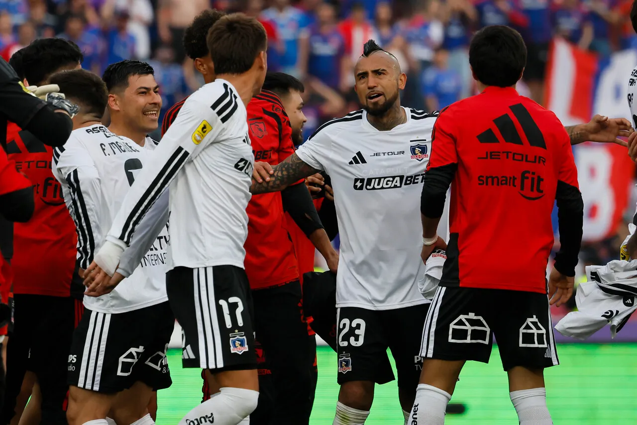 Arturo Vidal jugó un partido deslucido en el Superclásico (Photosport).