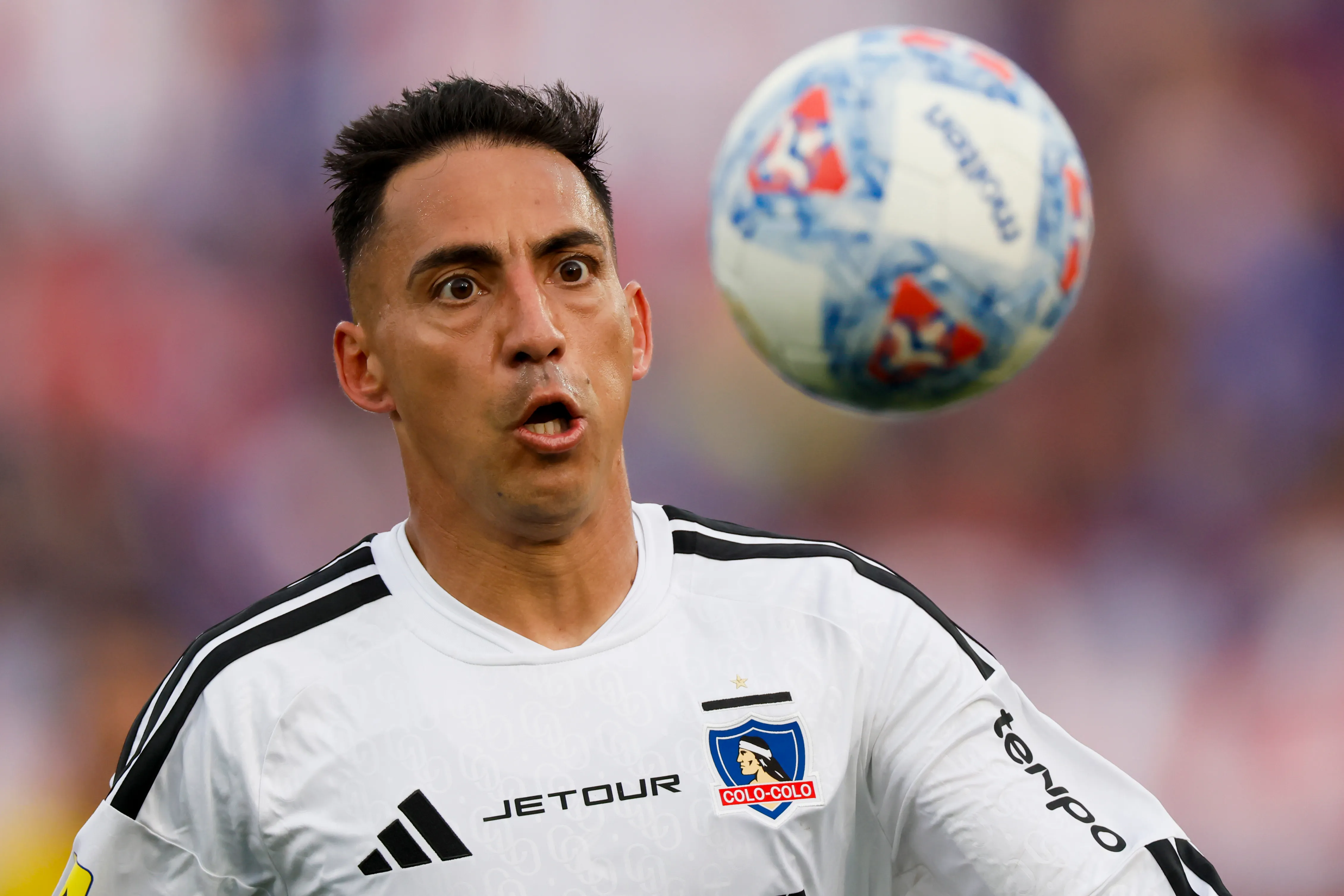 Javier Correa recibe cuestionamientos en Colo Colo. (Imagen: Photosport)