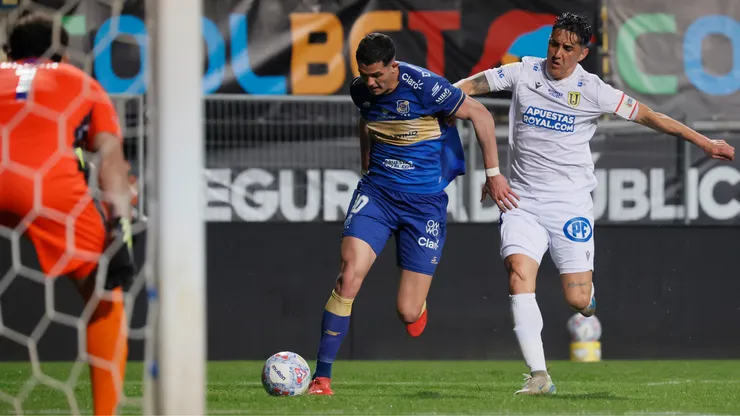 Everton superó a Universidad de Concepción.