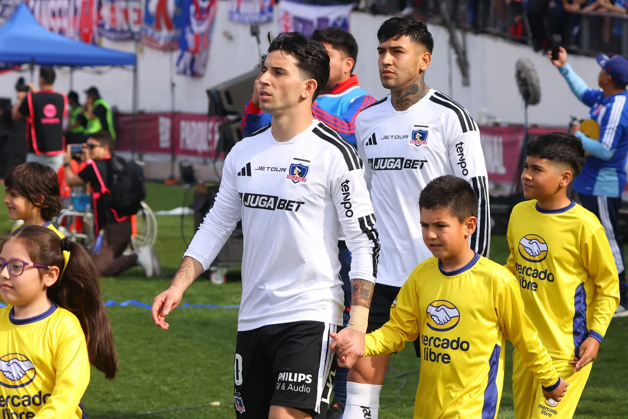 Pastrán es elogiado por Vidal | Foto: Photosport