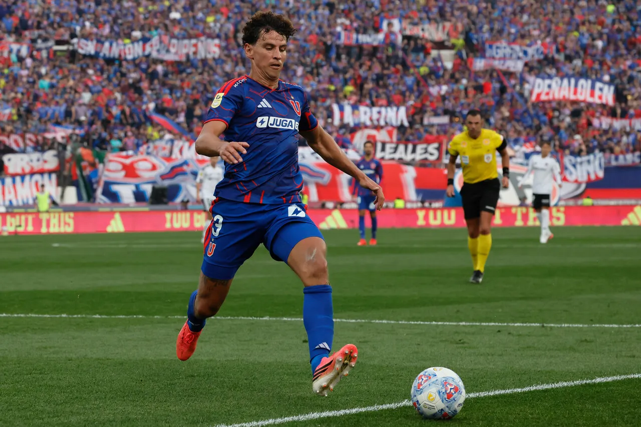 Lichnovsky será baja en la U | Foto: Photosport