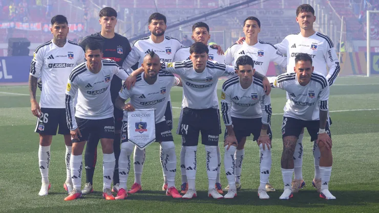 Colo Colo se mide contra Audax Italiano.