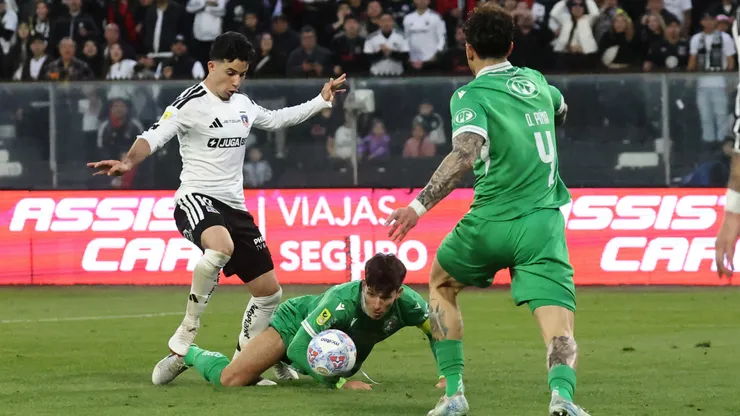 Esta pieza titular de Colo Colo fue reprobada por los fanáticos.