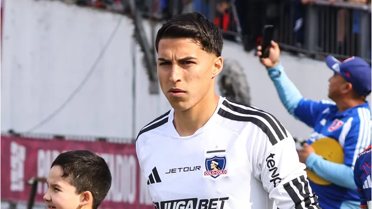 Futbol, Universidad de Chile vs Colo Colo. Fecha 20, Liga de Primera 2026. El jugador de Colo Colo Jonathan Villagra es fotografiado durante el partido de la Liga de Primera contra Universidad de Chile disputado en el estadio Nacional de Santiago, Chile. 23/08/2026 Luis Quinteros/Photosport Football, Universidad de Chile vs Colo Colo. 20th turn, 2026 First Division League. Colo Colo’s player Jonathan Villagra is pictured during a First Division League match against Universidad de Chile at Nacional stadium in Santiago, Chile. 23/08/2026 Luis Quinteros/Photosport